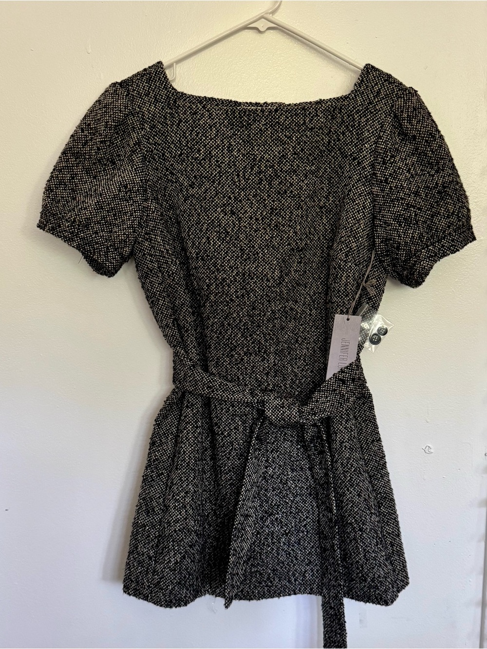 Jennifer Lopez Black and Cream Textured Short-Sleeve Tunic with Waist Tie